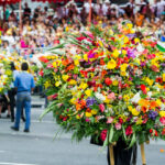 Silleteros en la Feria de las Flores, Medellín (Antioquia)