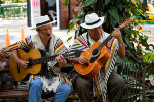 Trovadores en el tradicional Pueblito Paisa