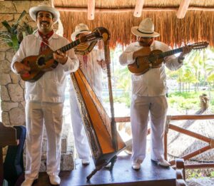 Múltiples agrupaciones de música tradicional estarán presentes en el Festival Bandola