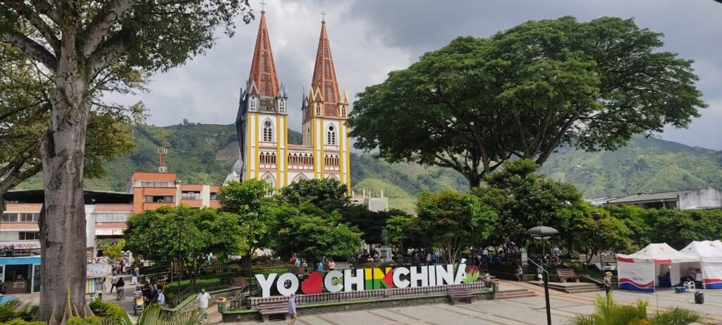 Plaza principal de Chinchiná, Caldas